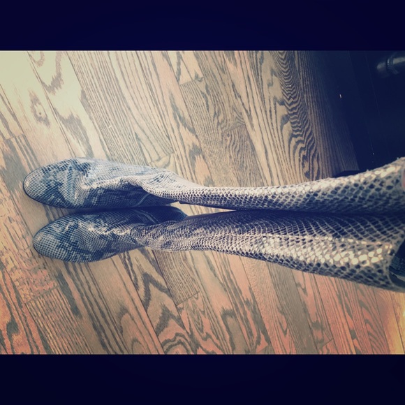 Michael Kors leather boots - Picture 1 of 6